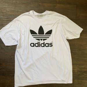 Adidas T-shirt